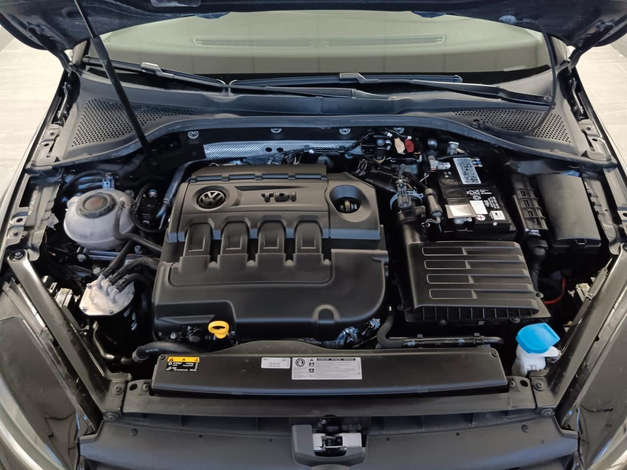 Volkswagen Golf 1.6 TDI