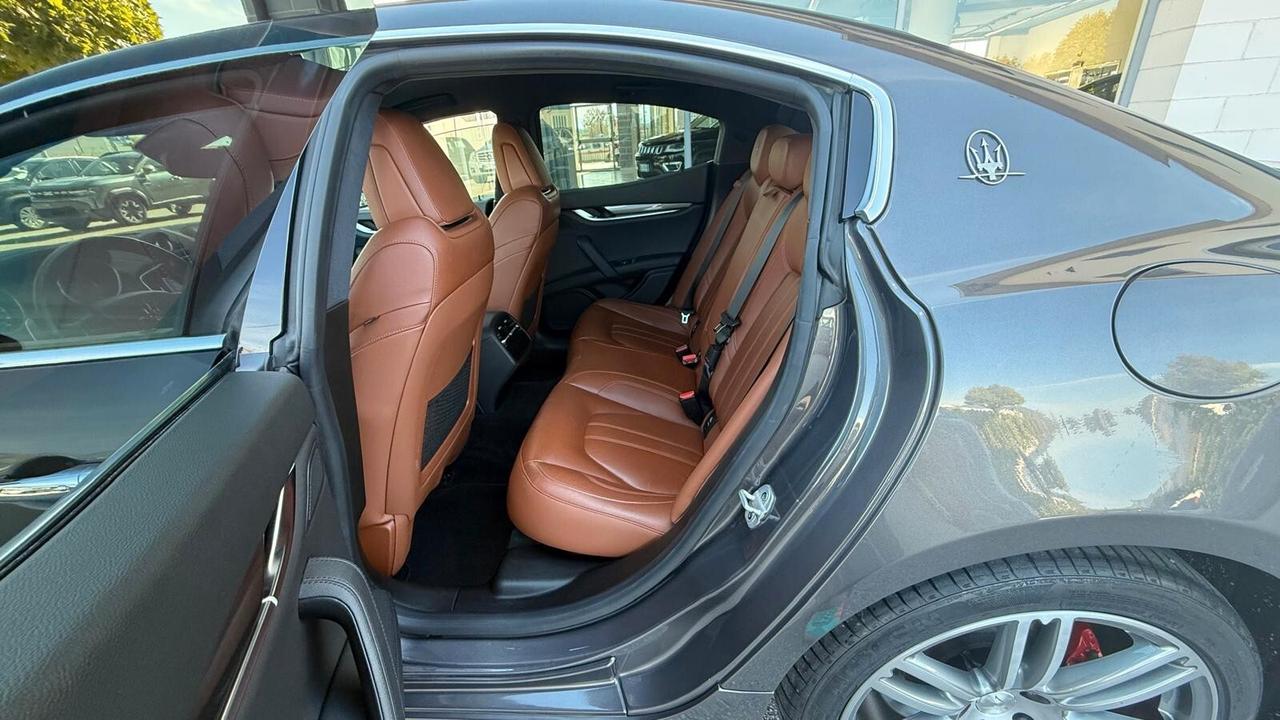 Maserati Ghibli V6 Diesel Gransport