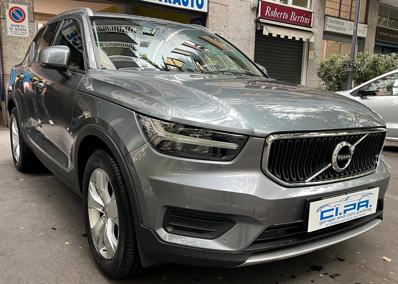 Volvo XC40 T4 AWD Geartronic Momentum