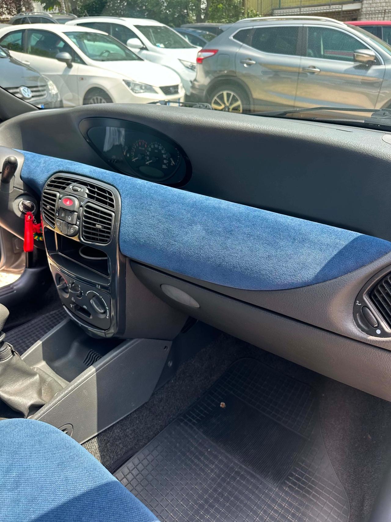 Lancia YPSILON 1.2 KMCERT NEOPAT