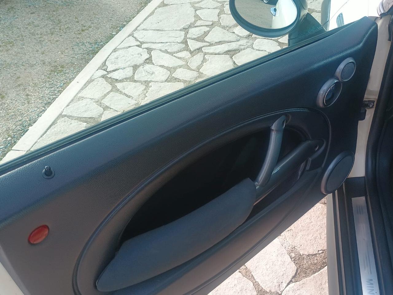 Mini 1.4 tdi One D de luxe