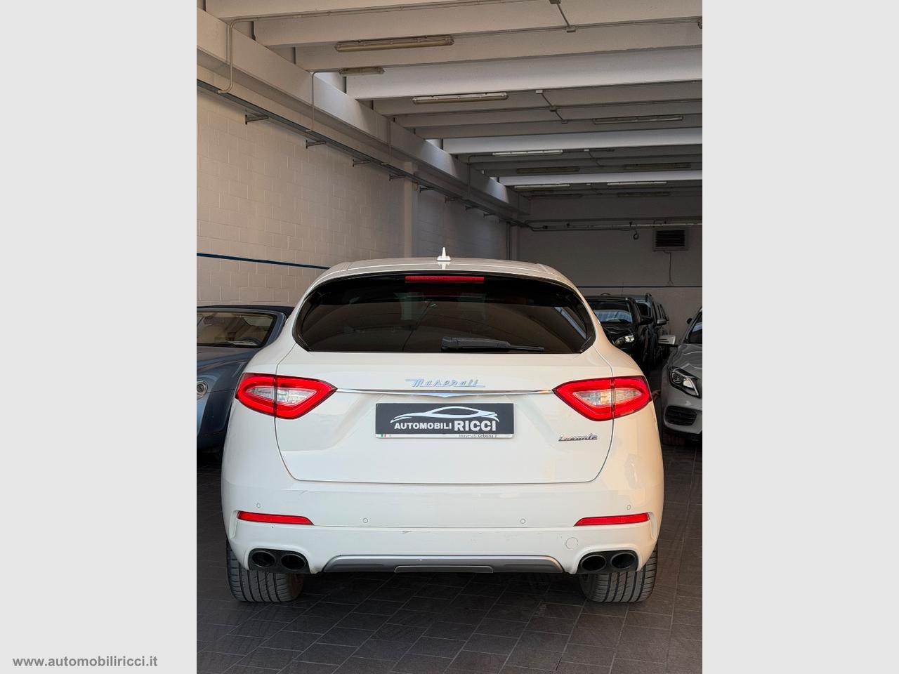 MASERATI Levante V6 430 CV AWD S ERMENEGILDO ZEGNA