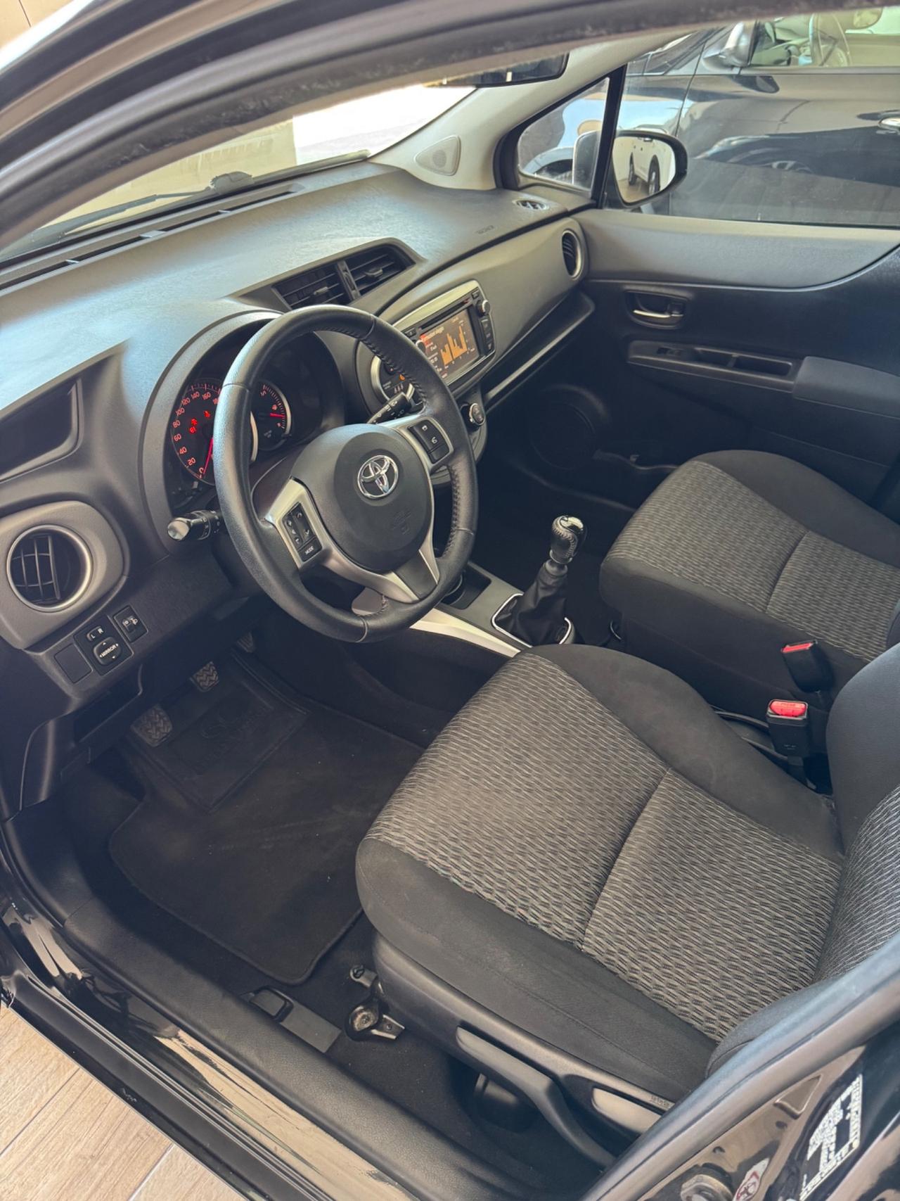 Toyota Yaris 1.4 D-4D 5 porte Lounge