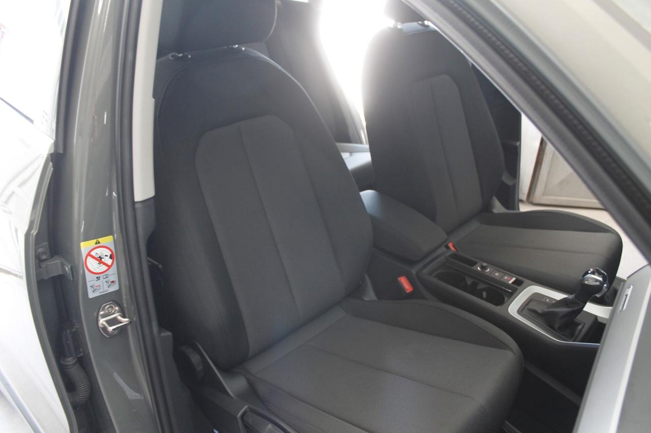 Audi Q3 35 TDI S tronic Business Advanced