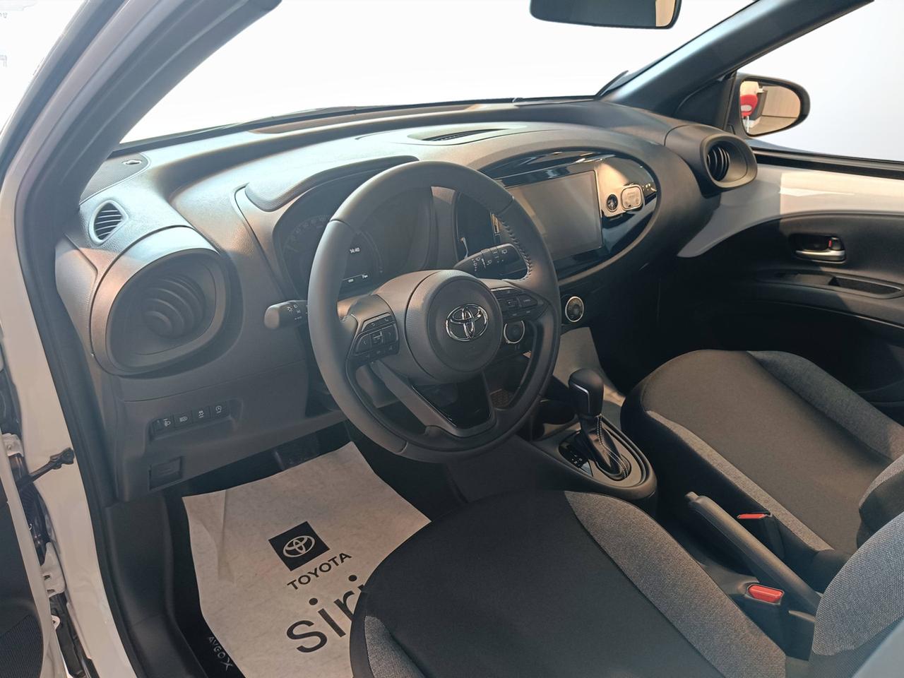TOYOTA Aygo X 1.0B ACTIVE S-CVT - MY24