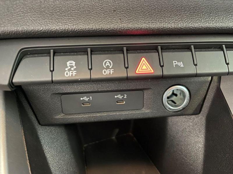 Audi A1 Sportback 30 TFSI S line edition