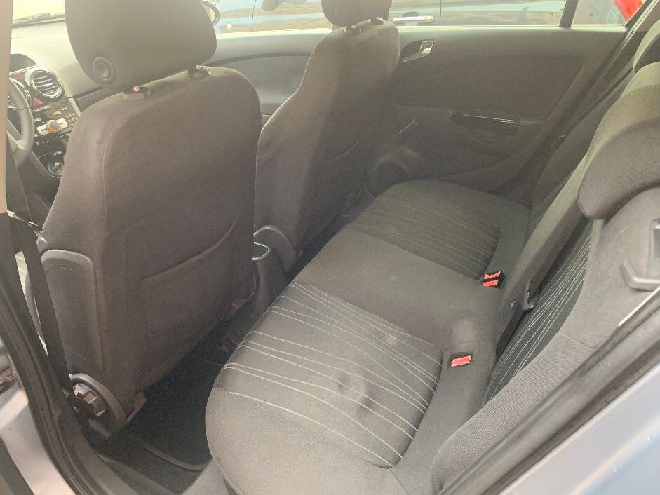 Opel Corsa 1.2 5 porte Cosmo- IMPIANTO GPL