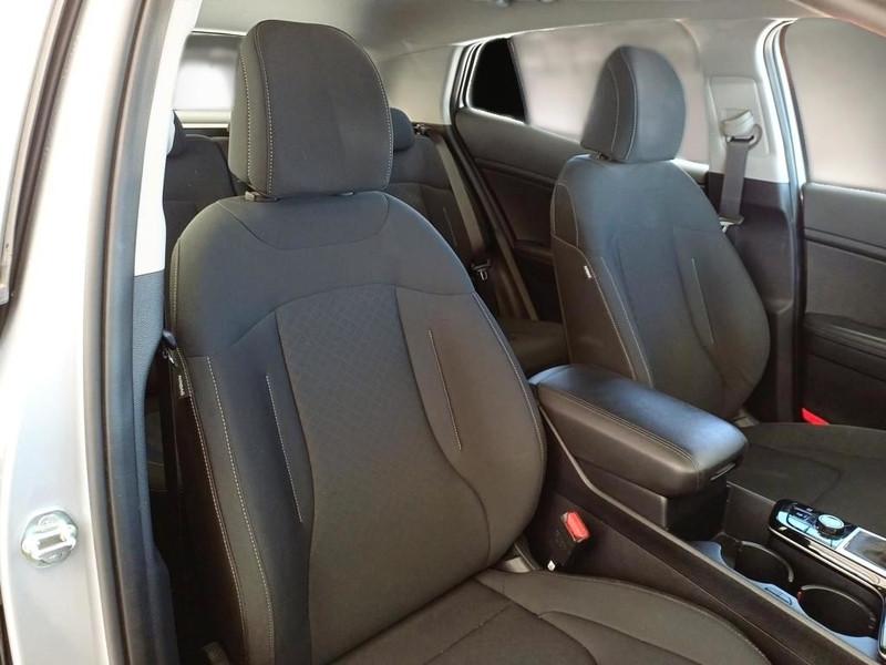 KIA SPORTAGE 1.6 CRDI MHEV BUSINESS 2WD DCT SUV