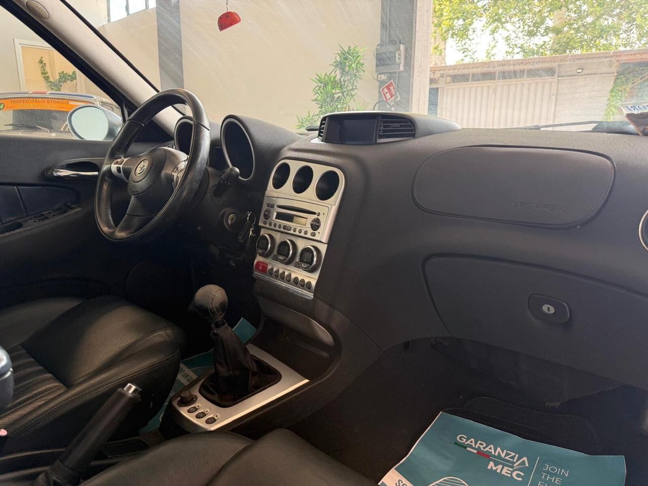 Alfa Romeo 156 1.9 JTD cat Distinctive