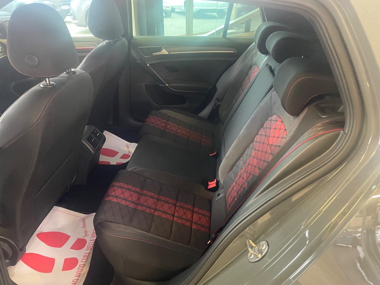 Volkswagen Golf GTI Golf GTI 2.0 TSI TCR DSG 5p. - Nessun vincolo -