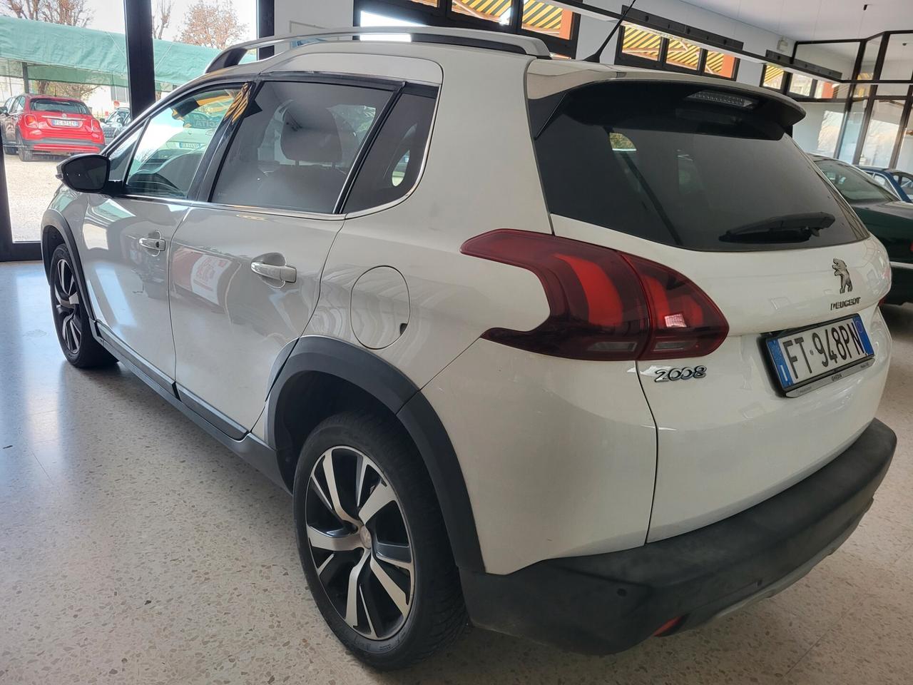 Peugeot 2008 BlueHDi 100 S&S Black Matt UNICAPROPRIETARIA