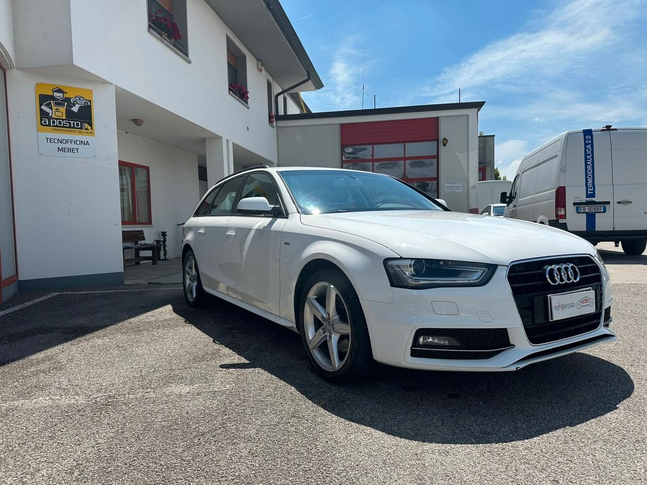 Audi A4 Avant 2.0 TDI 150 CV S-LINE