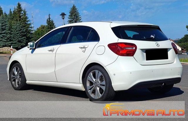 MERCEDES-BENZ A 180 d