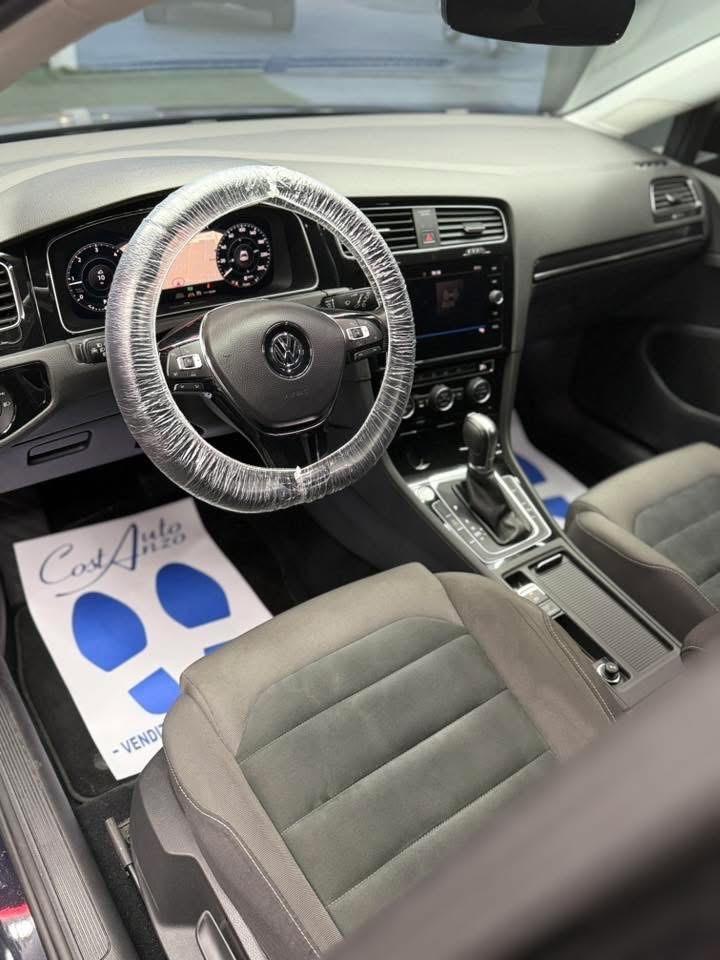 Volkswagen Golf 7.5 R 1.6 TDI 116cv DSG Executive BlueMotion Technology 2018