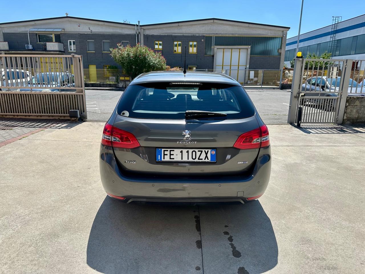 Peugeot 308 BlueHDi 120 S&S EAT6 SW Allure