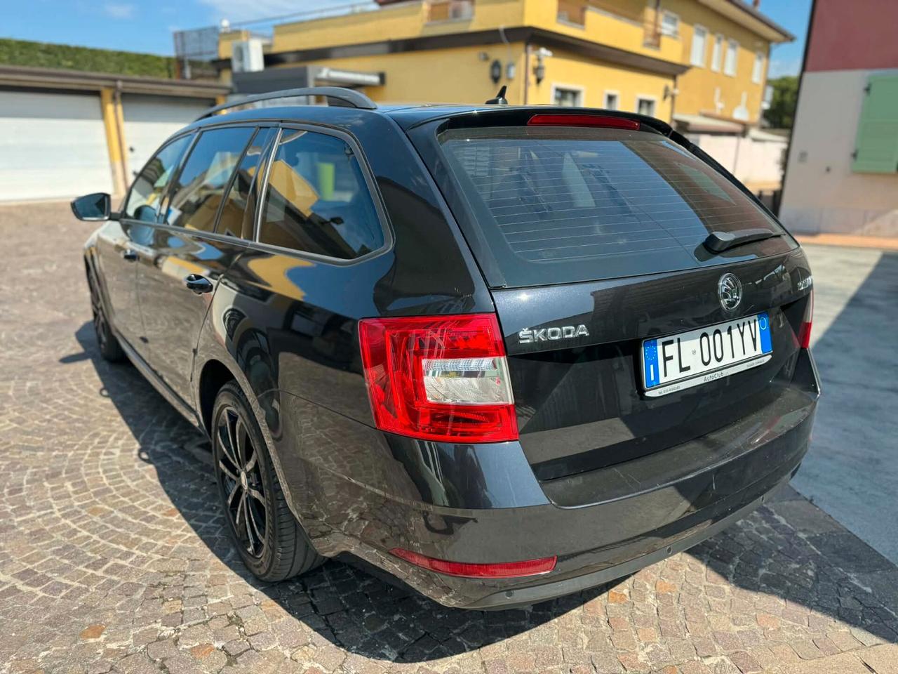 Skoda Octavia 1.6 TDI CR 115 CV Wagon Executive