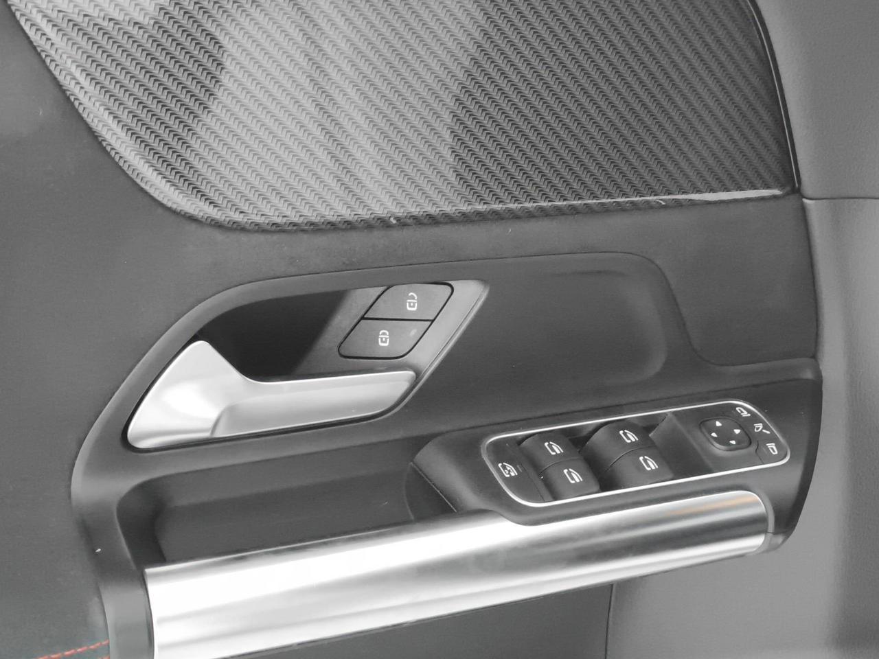 Mercedes GLA 180 d Premium