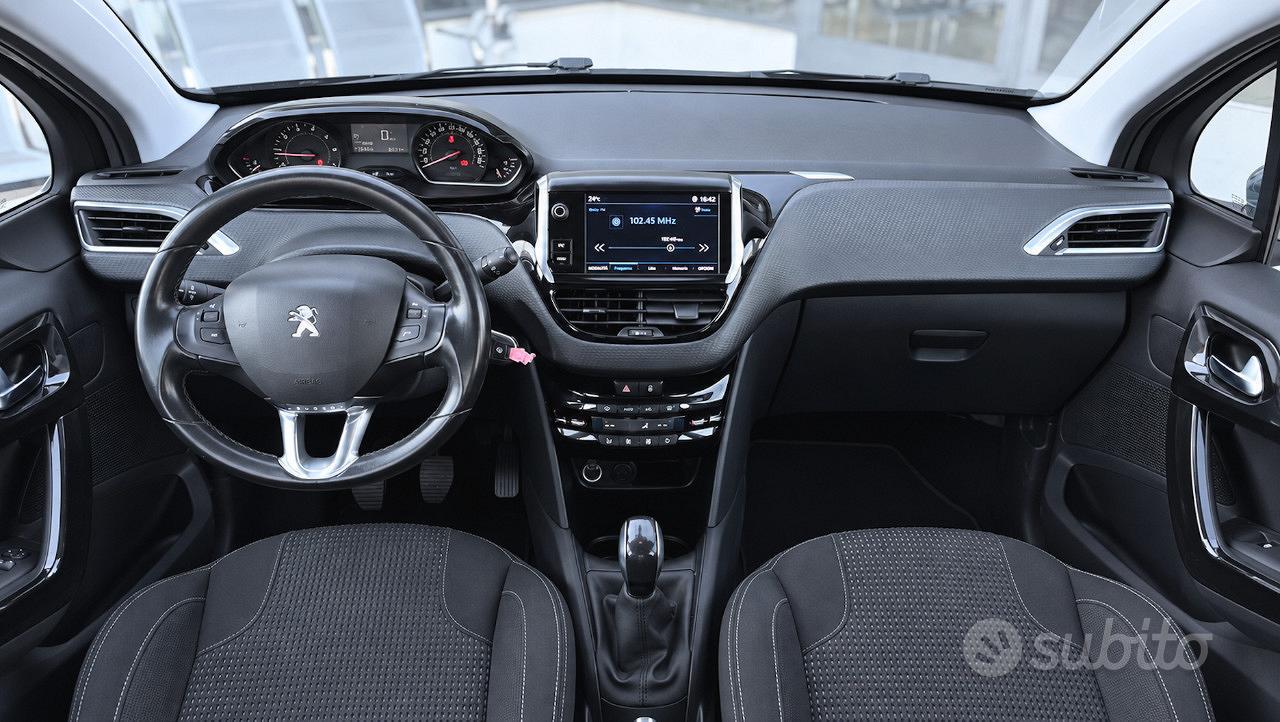 Peugeot 208 5 Porte 1.2 Benzina 82CV E6 Neo - 2017