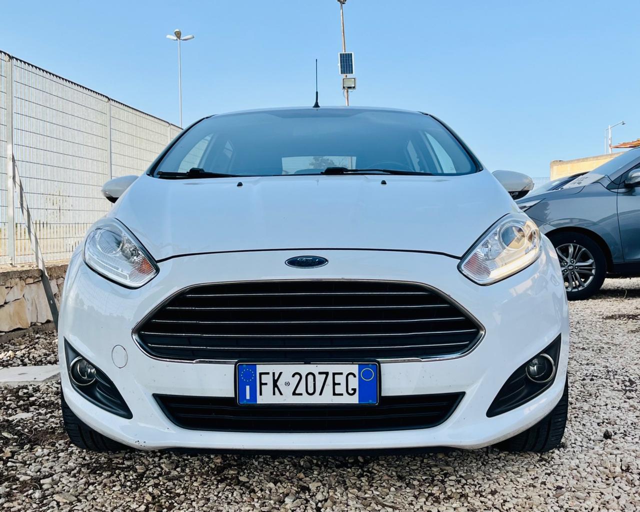 Ford Fiesta 1.4 5p. Bz.- GPL Titanium