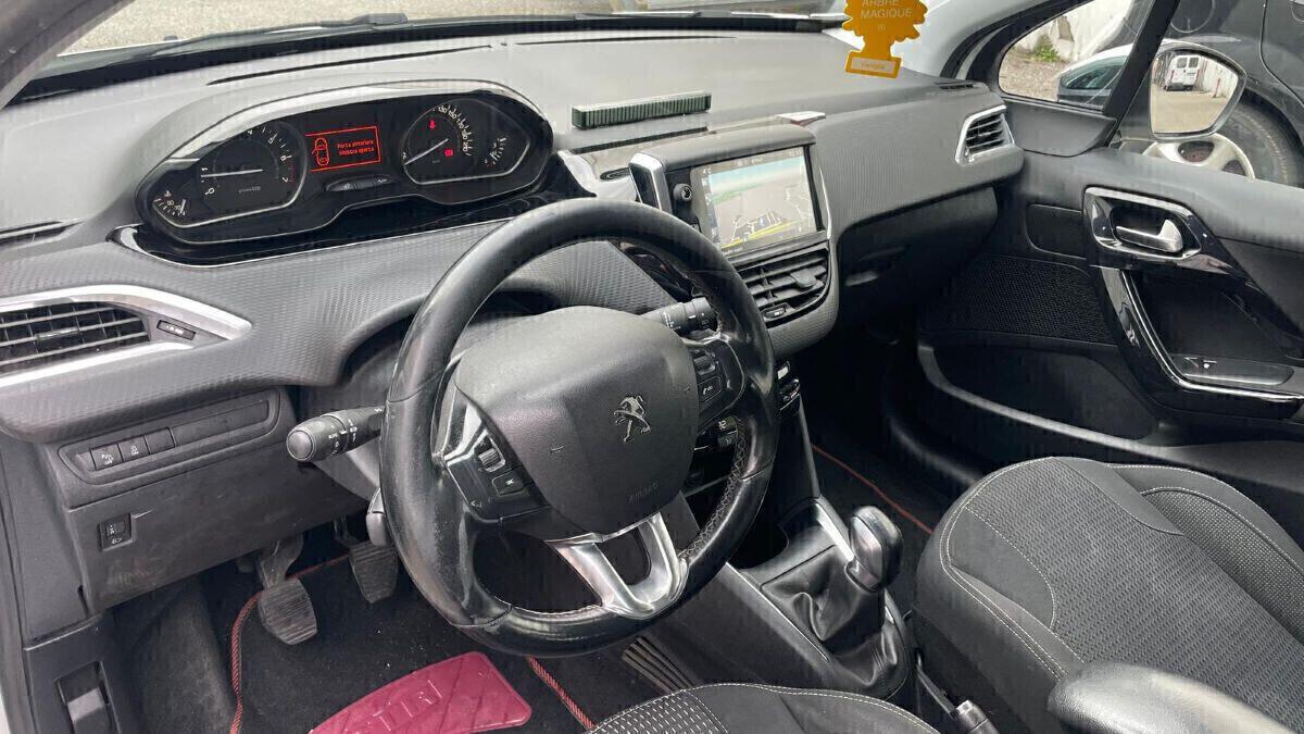 Peugeot 208 PureTech 82 5 porte Active