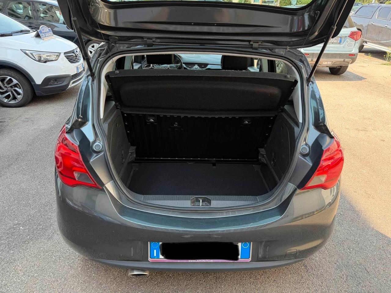 Opel Corsa 1.2 5 porte NEOPATENTATI