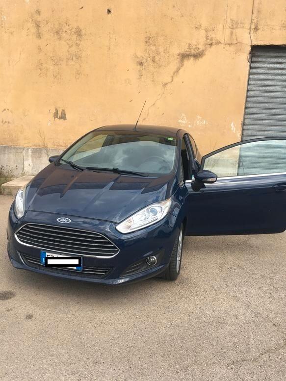 Ford Fiesta 1.5 TDCi 75CV 5 porte Titanium