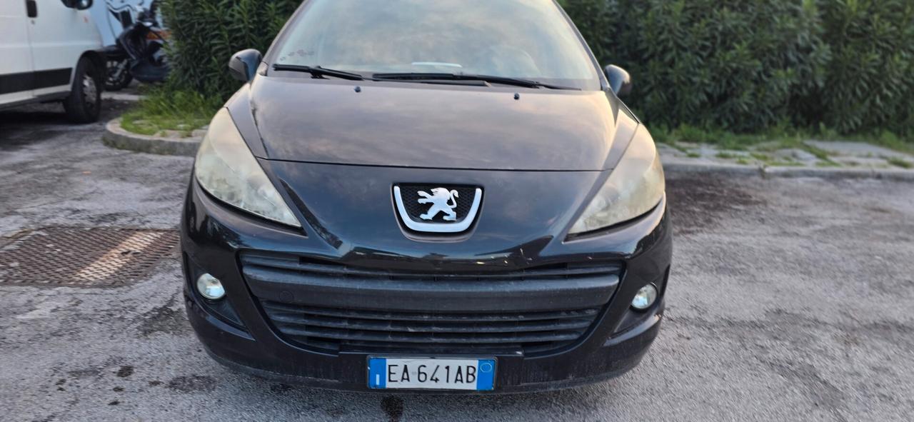 Mercedes Classe B(metano)/Peugoet(GPL.)...per Commercianti