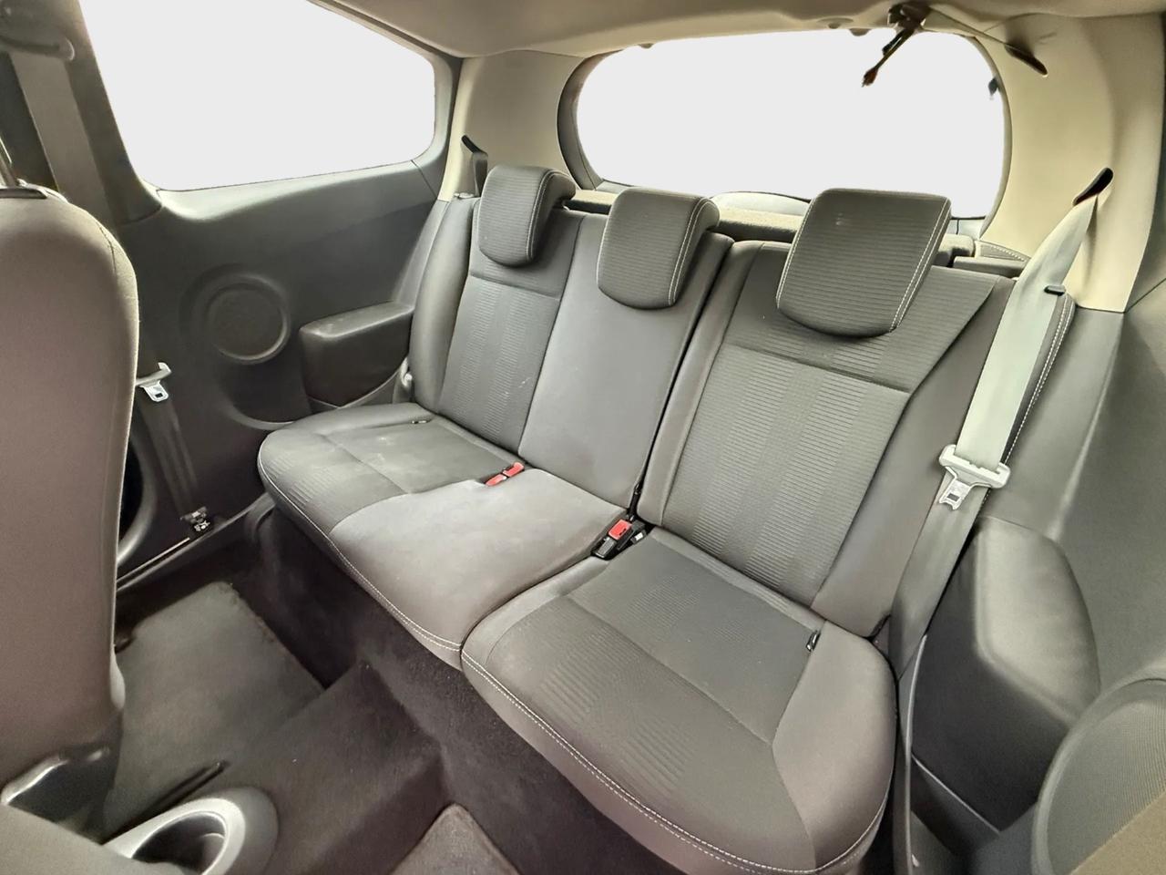 Renault Clio 1.2 benzina anno 2010 neo patentati