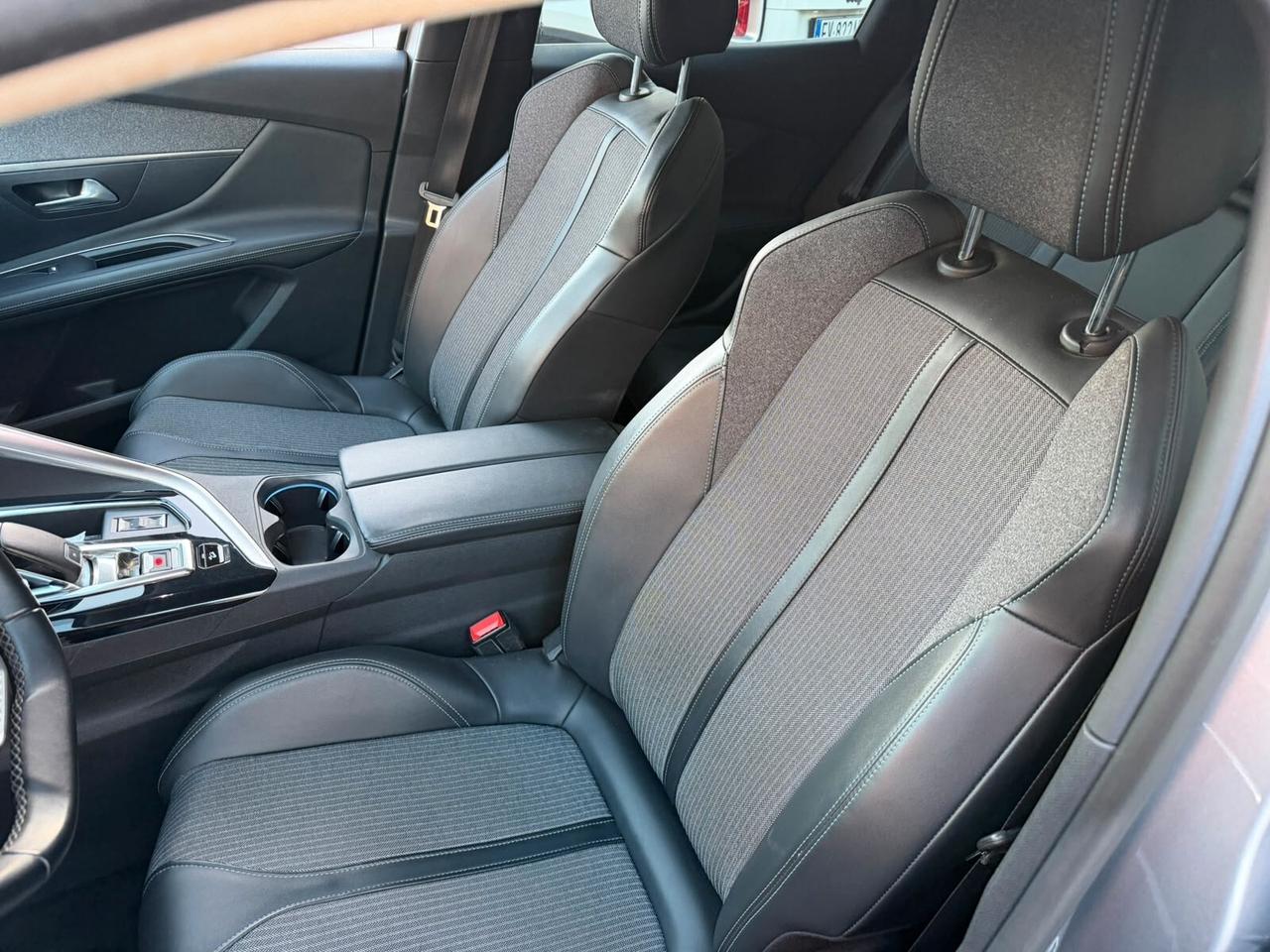 Peugeot 3008 BlueHDi 130 S&S EAT8 GT
