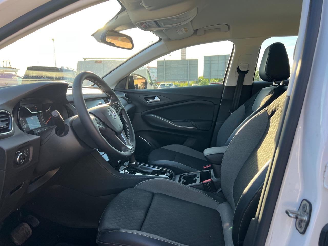 Opel Grandland X 1.5 diesel Ecotec Start&Stop aut. Design Line