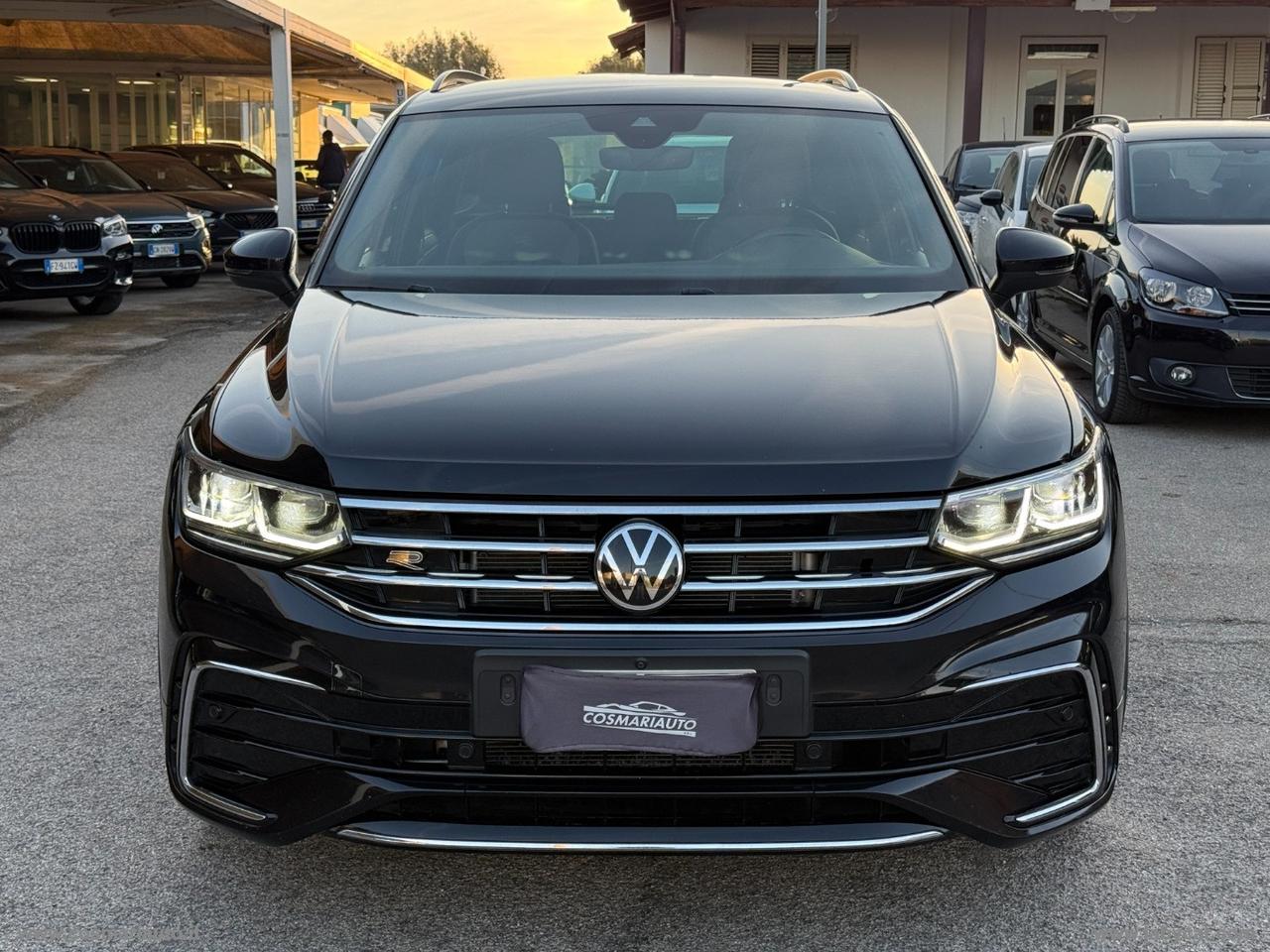 VOLKSWAGEN Tiguan 2.0 TDI 150CV DSG R-Line 2023 LUCI AMBIENTE