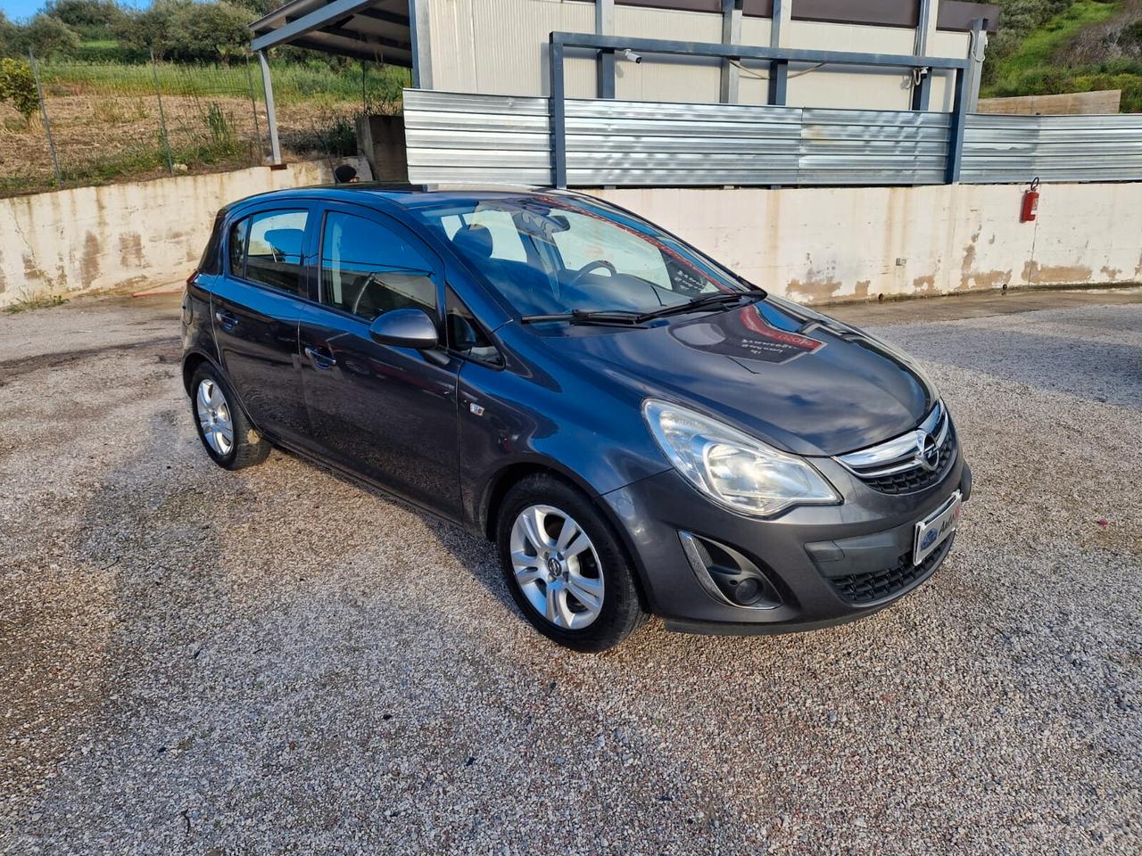 Opel Corsa 1.2 5 porte Elective