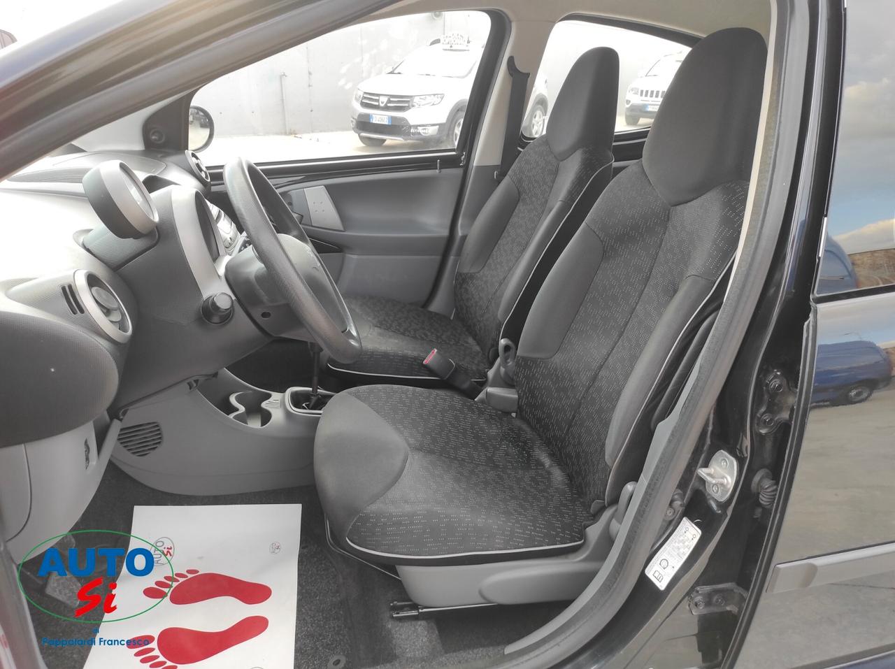 Peugeot 107 1.0 Benzina - 68cv NEOPATENTATI