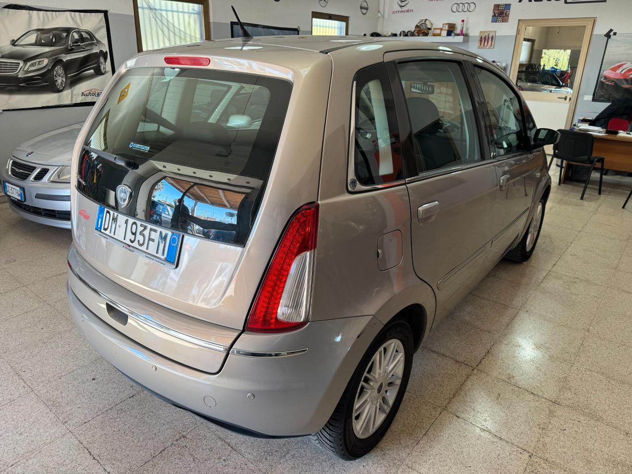 Lancia MUSA 1.4 16V Poltrona Frau