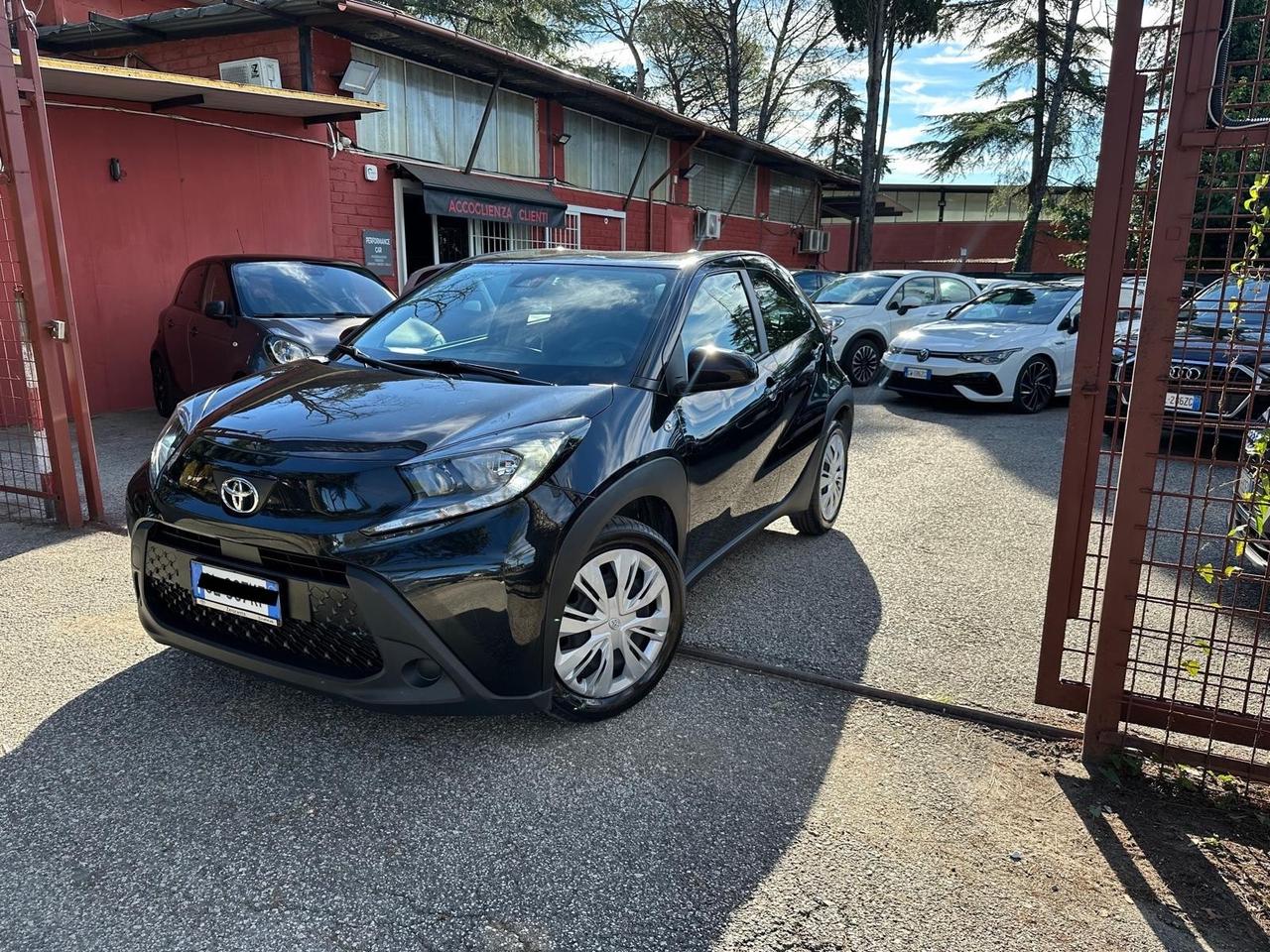 Toyota Aygo X 1.0 VVT-i 72 CV 5 porte Lounge kamera full optioanl *promo*
