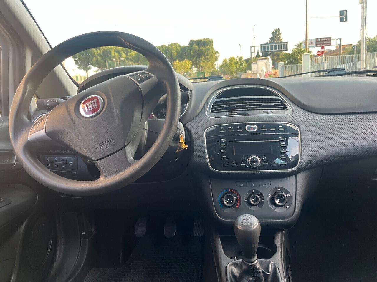 Fiat Punto 1.3 Mjt 75 CV Neopatentati UsatoSicuro