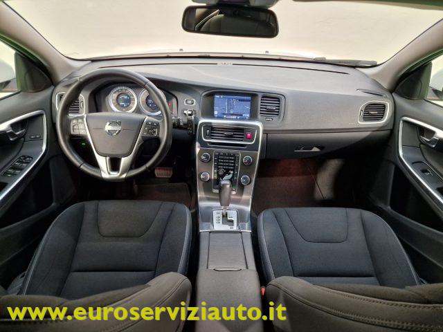 VOLVO V60 D3 Geartronic Momentum