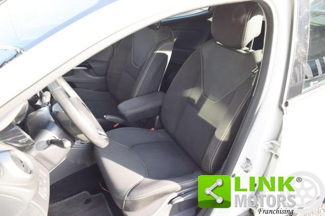 RENAULT Clio 1.2 75CV 5 porte Costume National