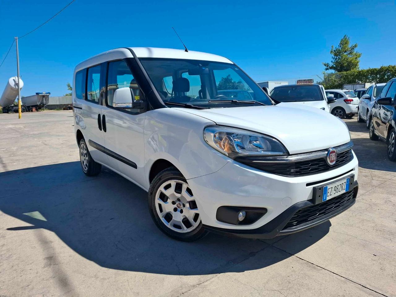 Fiat Doblò 1.6 MJT 120CV 5 POSTI LOUNGE - 2015