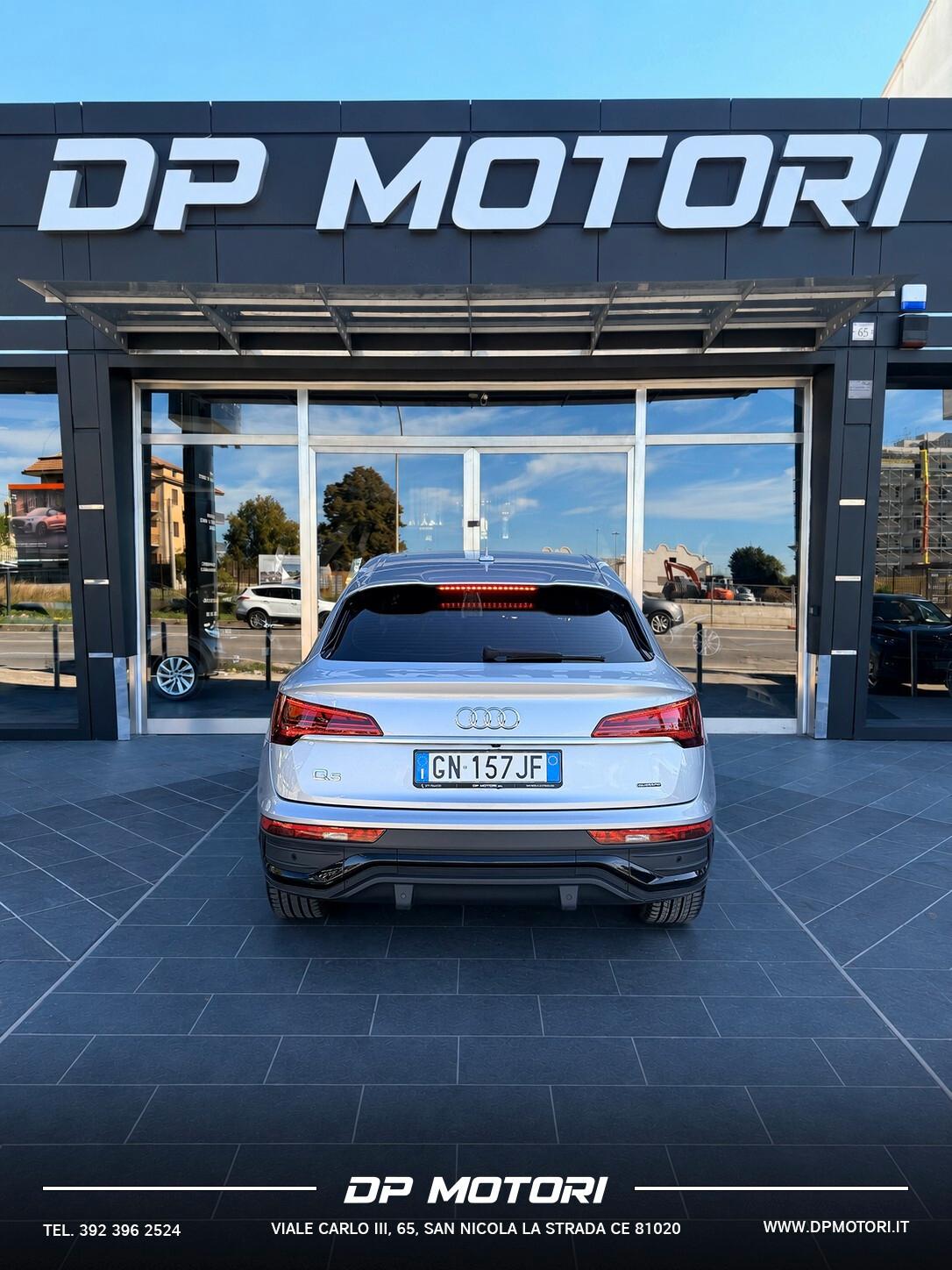 Audi Q5 SPB 40 TDI quattro S tronic Identity Black