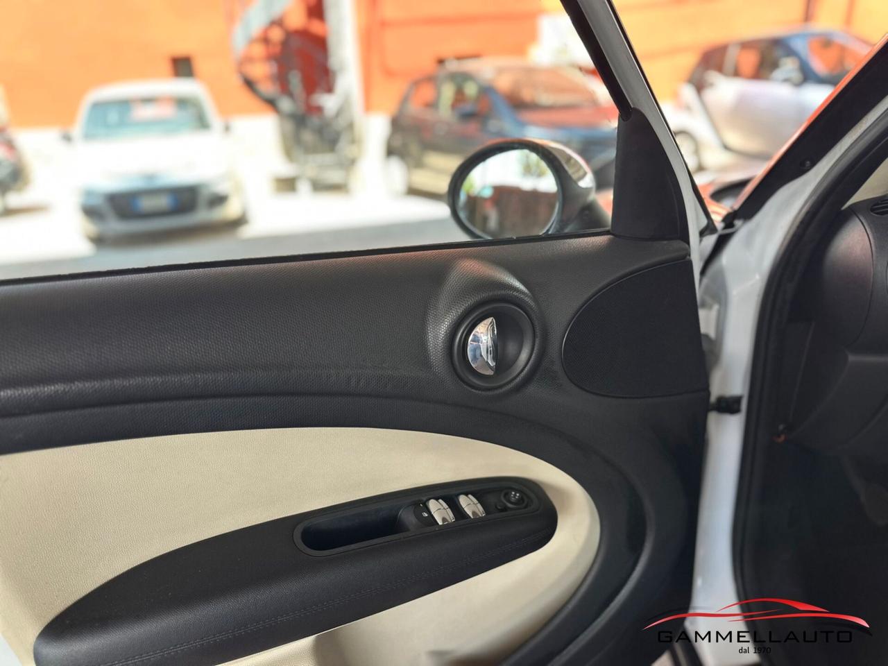 Mini Countryman 1.6 One D 90cv