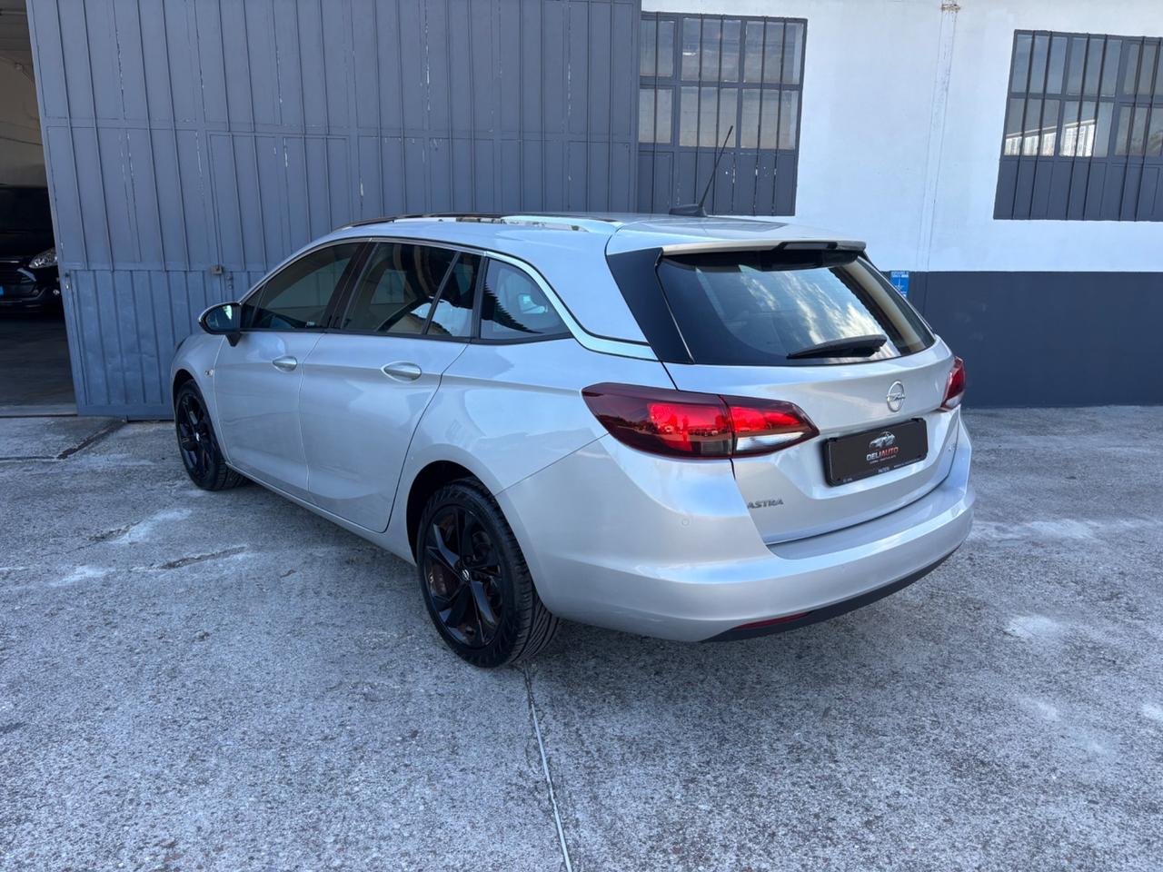 Opel Astra 1.6 CDTi 110CV. Garanzia 12mesi. Neopatentati
