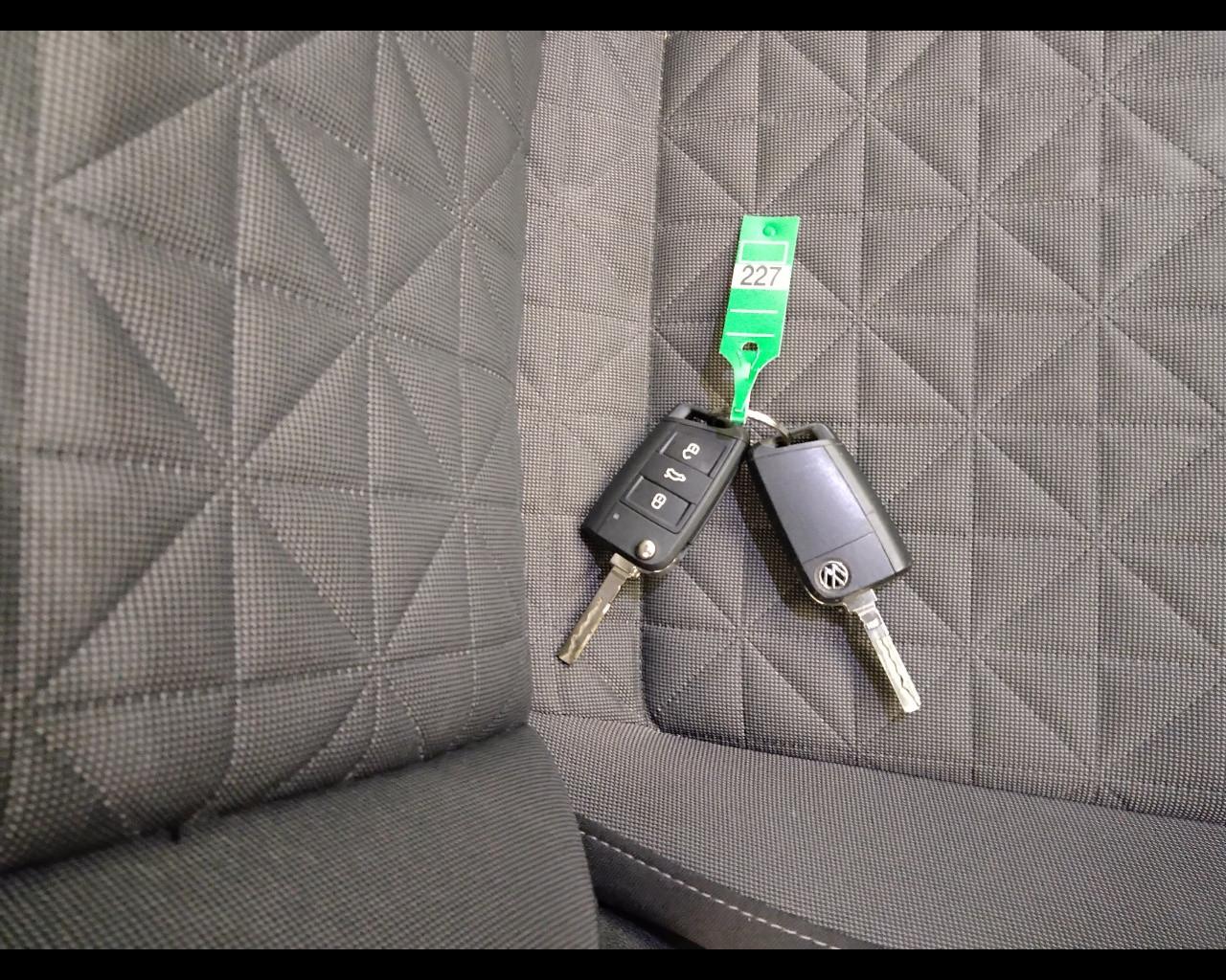 VOLKSWAGEN Tiguan II 2021 - Tiguan 2.0 tdi Life 150cv dsg