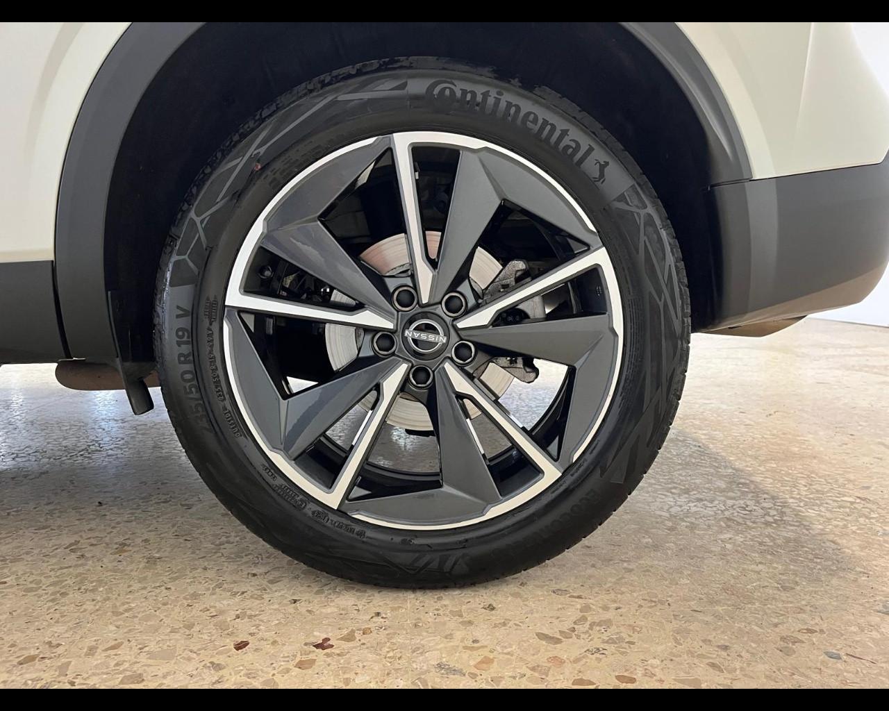 NISSAN QASHQAI TEKNA MHYB 140CV