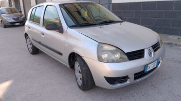 Renault Clio Storia 1.2 5 porte GPL Confort