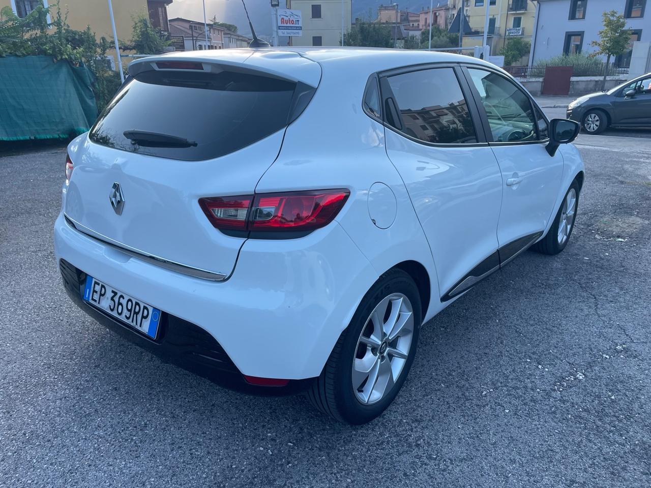 Renault Clio 1.2 16V 5 porte Dynamique