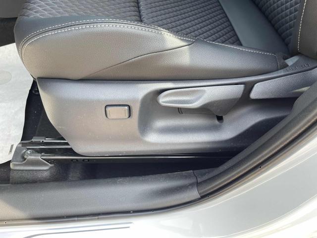 TOYOTA Yaris 1.5 130 Hybrid 5 porte Lounge - NUOVA