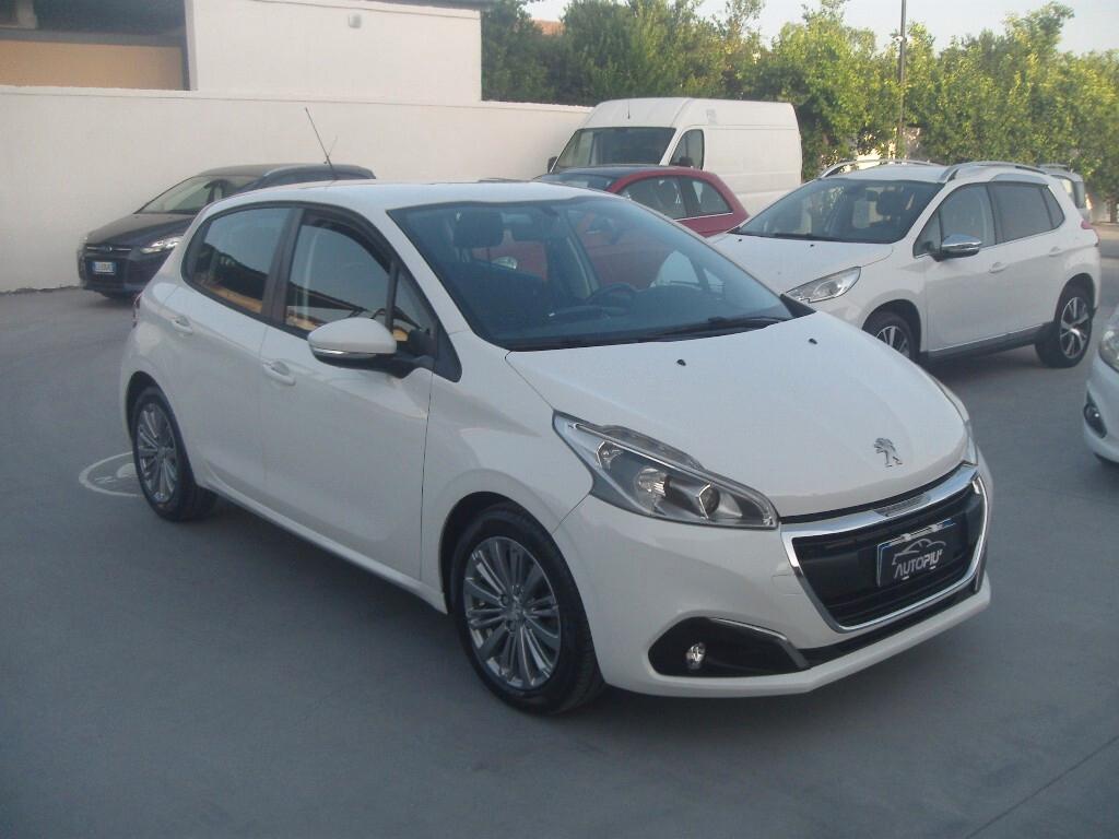 Peugeot 208 BlueHDi 75 5 porte Allure - 2015