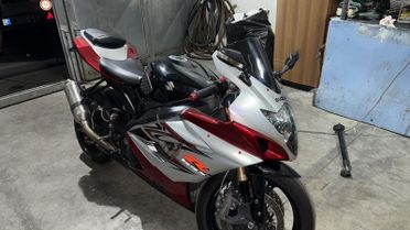 Suzuki GSX R 1000 K6