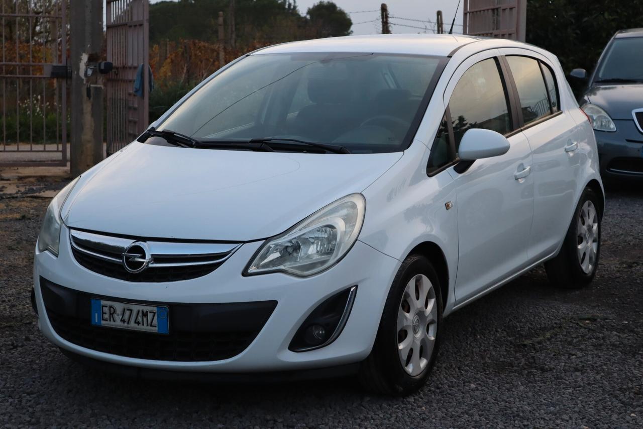 Opel Corsa 1.2 5 porte Sport